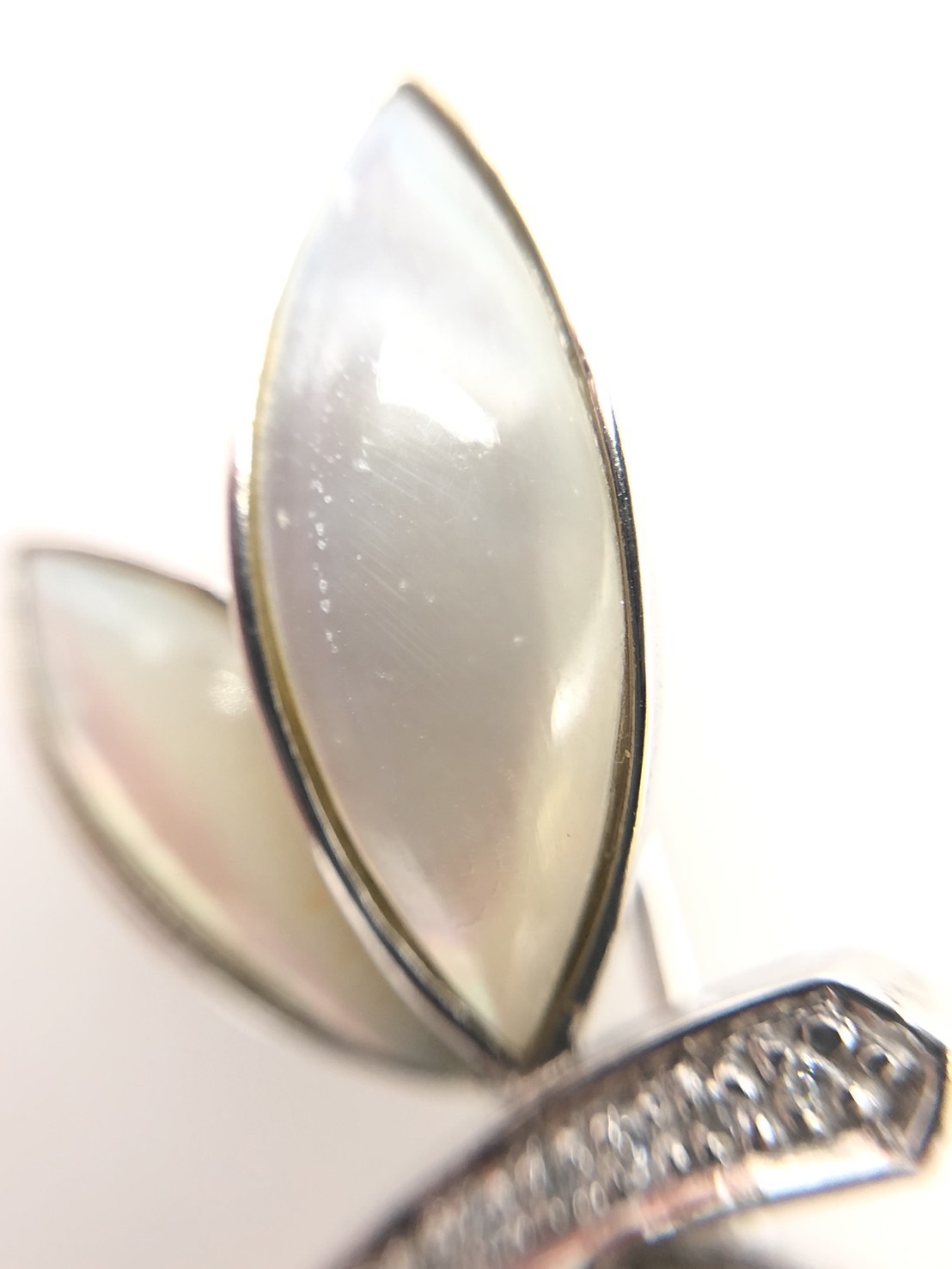 【ZA-83】ブローチ