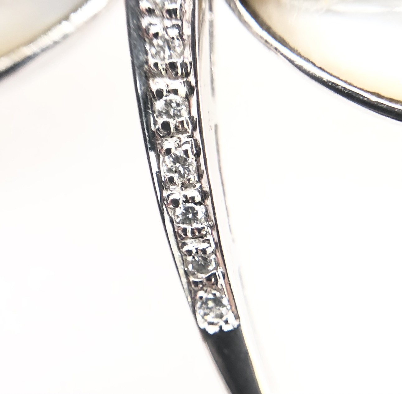 【ZA-83】ブローチ