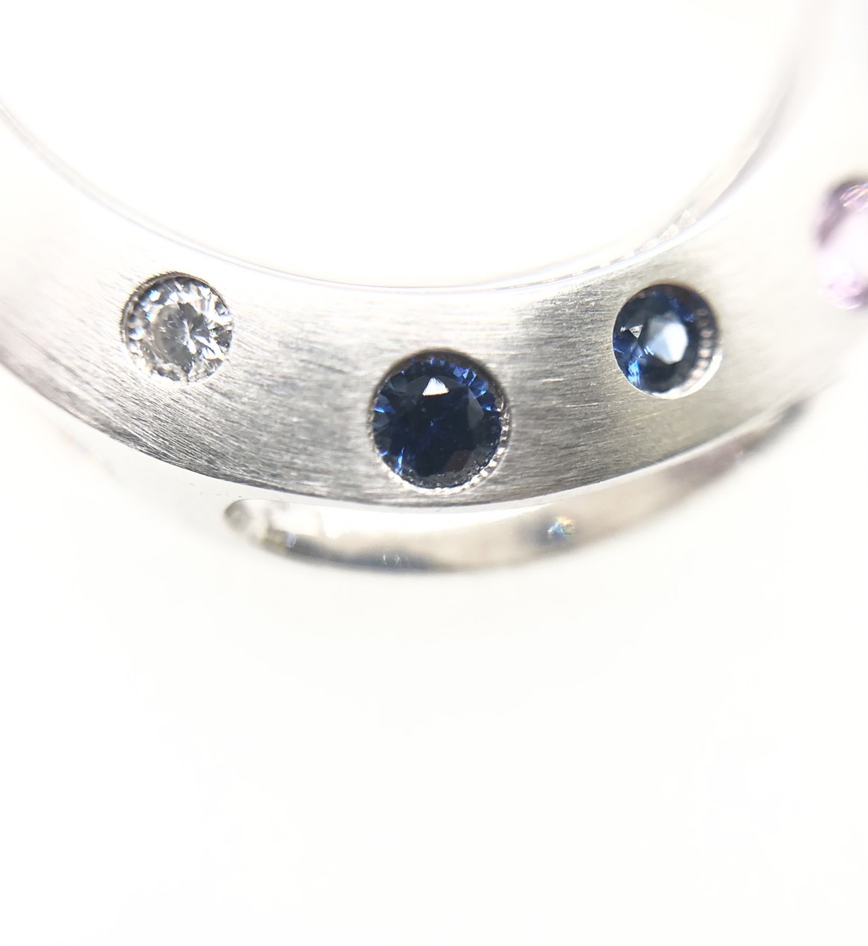 【ZA-107】トップ