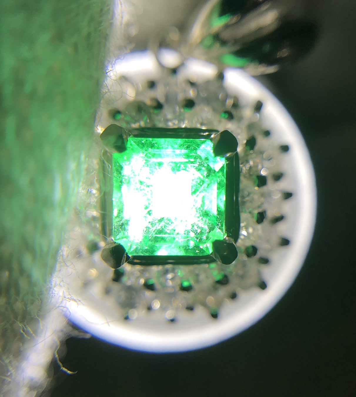 【ZA-36】エメラルドトップ