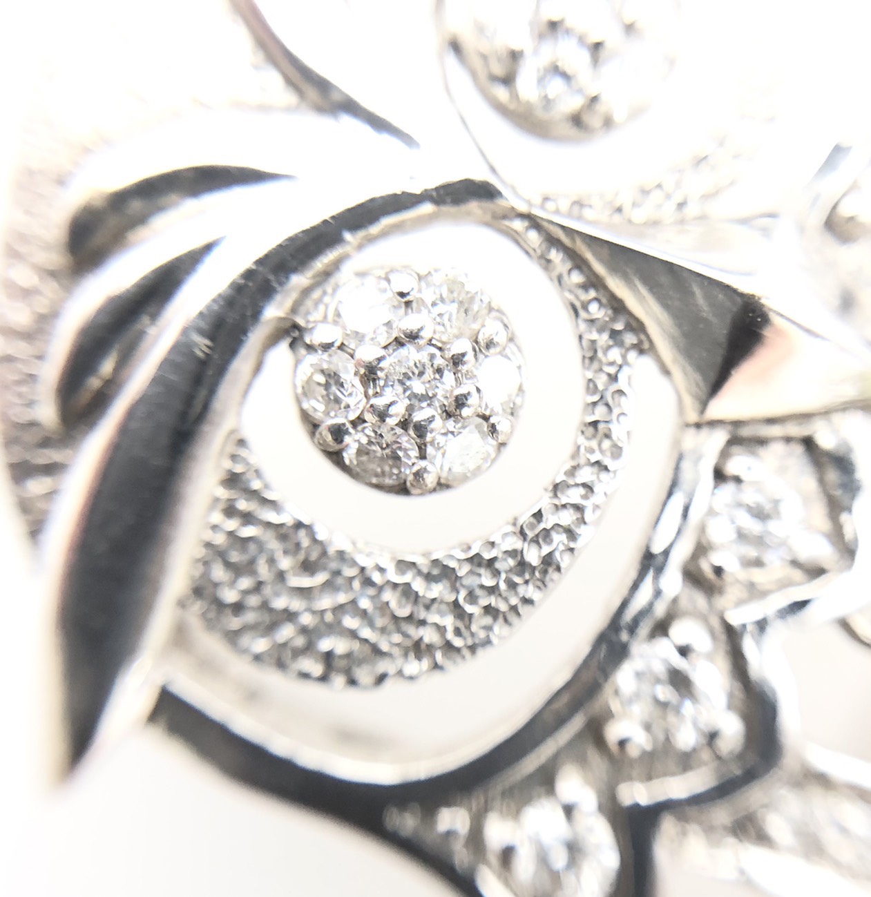 【ZA-46】トップ・ブローチ