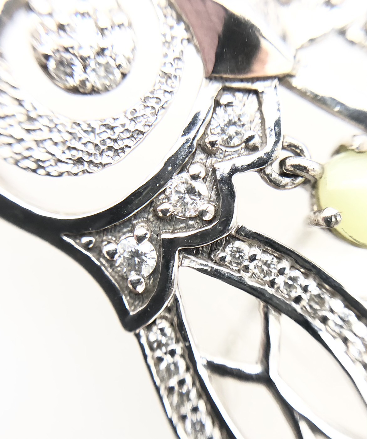 【ZA-46】トップ・ブローチ