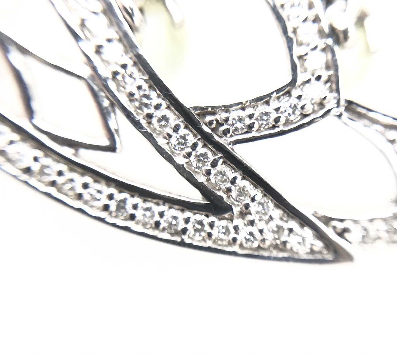 【ZA-46】トップ・ブローチ