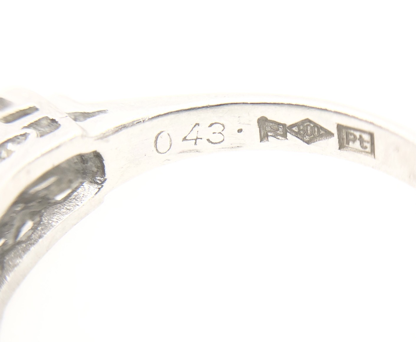 【ZA-8】ダイヤリング