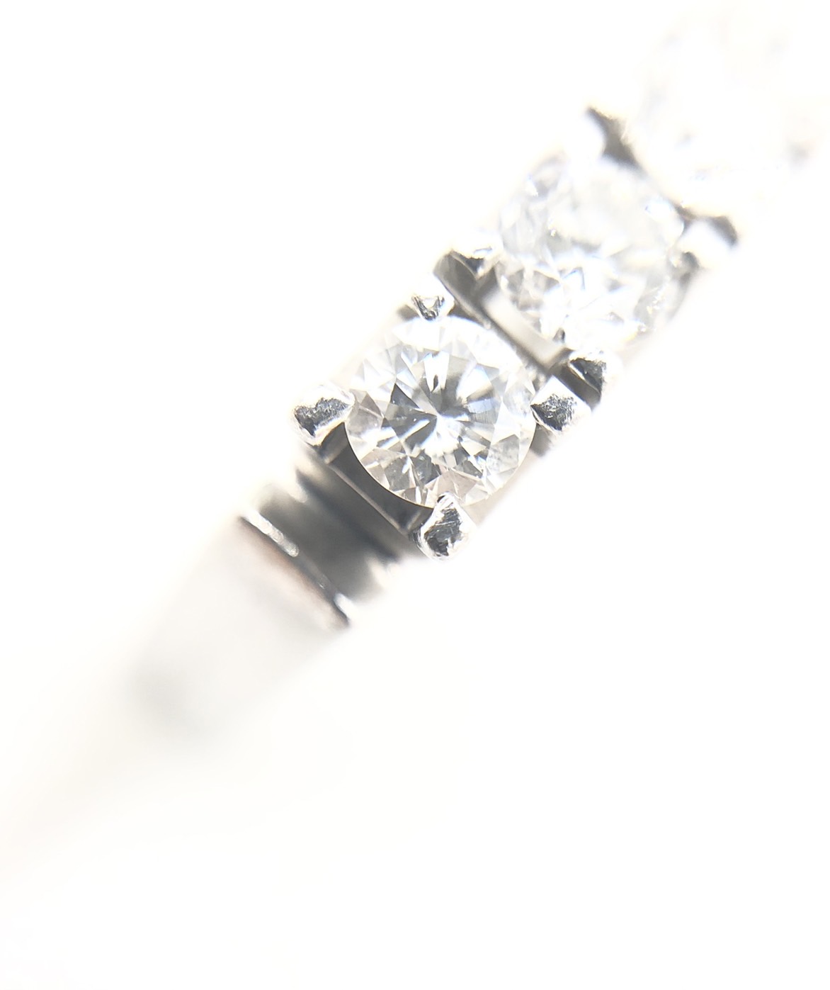 【ZA-13】ダイヤリング