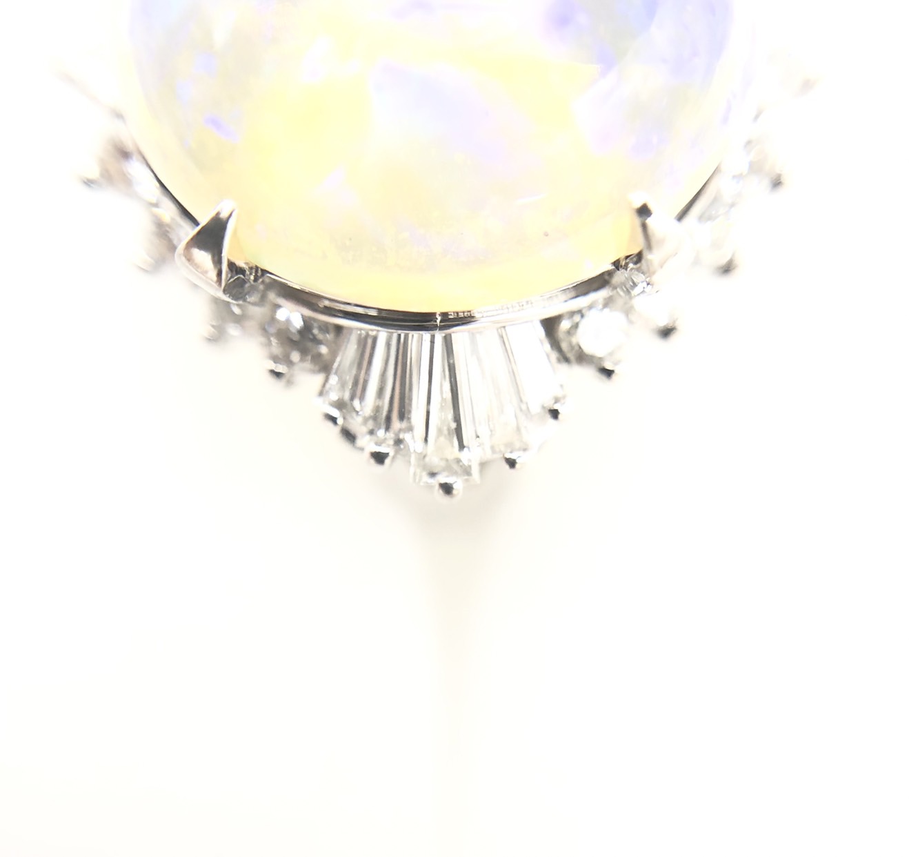 【ZA-18】オパールリング